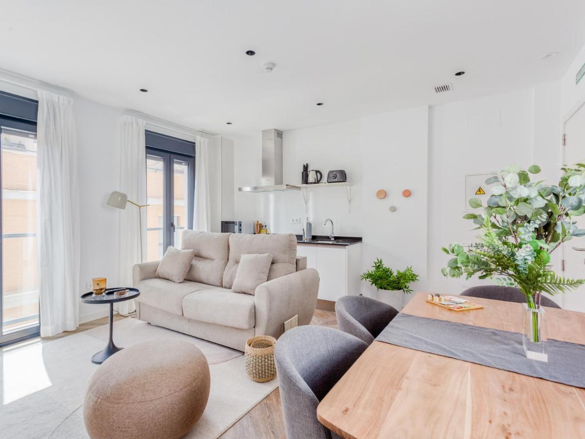 Limehome Calle Ancha Del Carmen